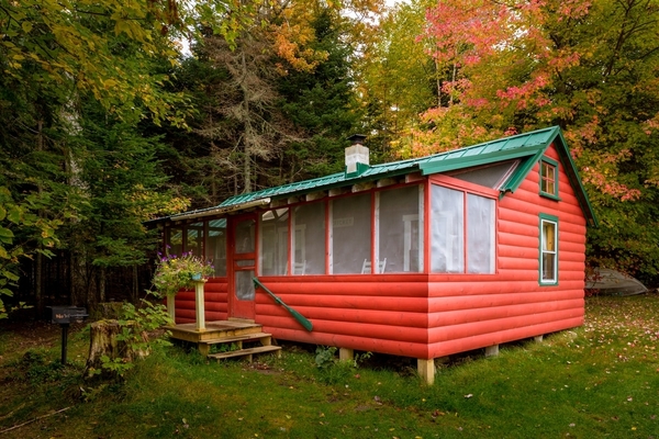 Log cabin at Spencer Pond Camp
