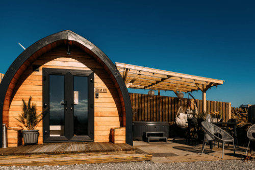 Glamping pod with hot tub at Peaks and Pods