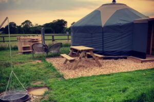 Hadrians Wall Country yurt with hot tub