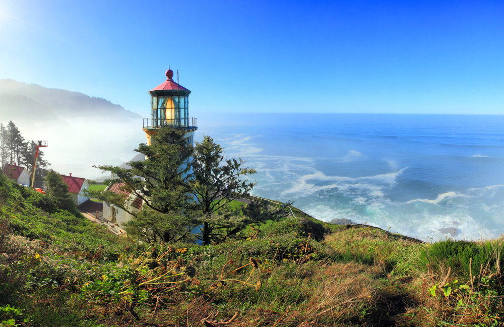 Wild Oregon coastline at Heceta Head Lighthouse