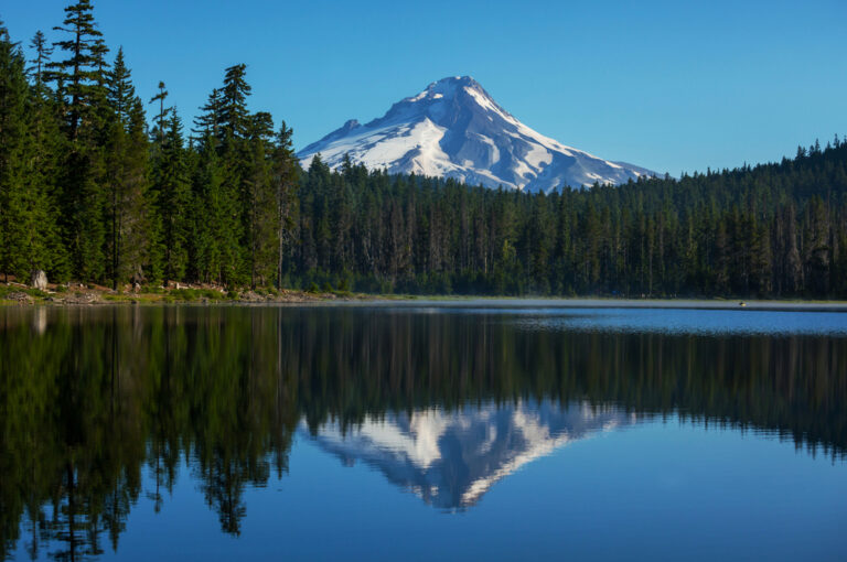 Mt Hood is a popular tourist destination for glampers in Oregon