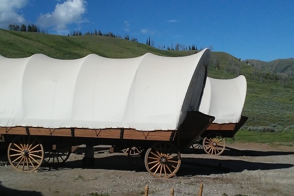 Goosewing Ranch glamping wagons