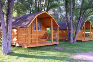 Deer Park Campground, log cabins for glampers