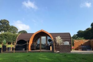 Hedgerow Luxury Glamping, glamping pod